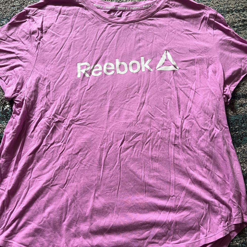 Reebok Men's Short Sleeve Tee in Pink